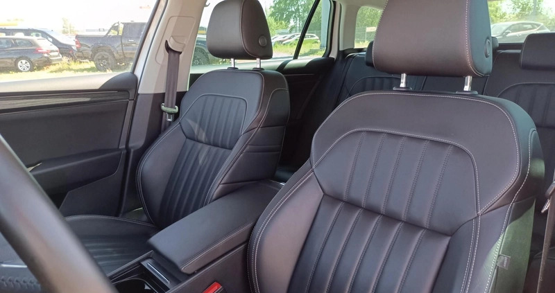 Skoda Superb cena 84900 przebieg: 185696, rok produkcji 2020 z Maszewo małe 352
